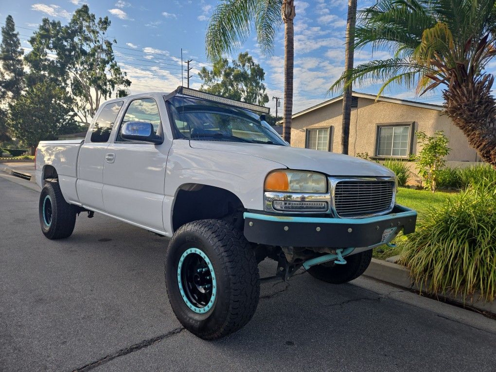 2000 GMC Sierra