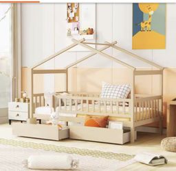 Toddler House bed. full Size