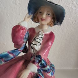 Royal Doulton Bone China "Top O' The Hill"