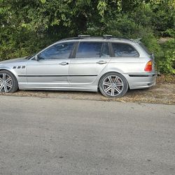 2001 BMW 325i