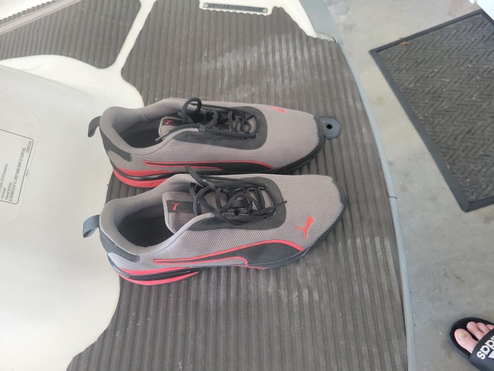 Puma Tennis Shoes