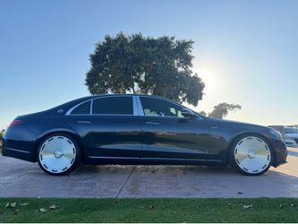 2022 Mercedes Benz S580  Clean title  110k miles