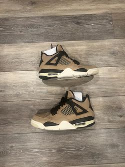 Air Jordan 4 Retro Mushroom Sneakers Size 9.5w/8