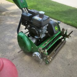 John Deere 220B Reel Mower
