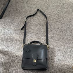 Vintage Coach station Bag