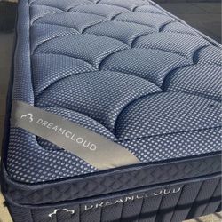 DreamCloud Premier Rest Twin XL Hybrid Mattress – Like New