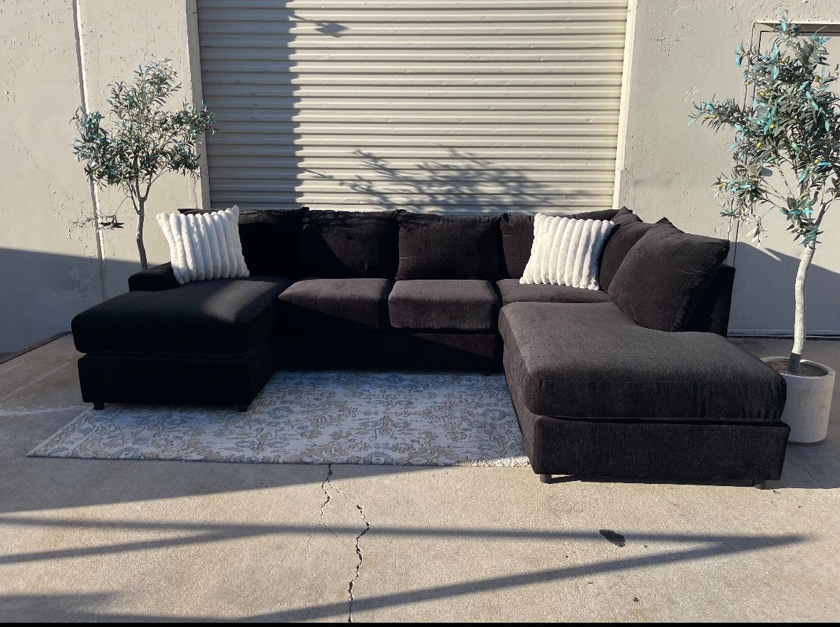 Black Sectional Couch - Free Delivery