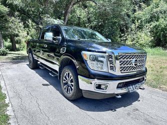 2017 Nissan TITAN XD