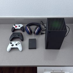XBOX Series X Bundle