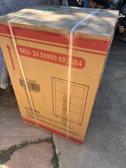 Brand New 3.2 Cu.Ft Beverage Cooler & Wine Fridge – Glass Door (NIB)