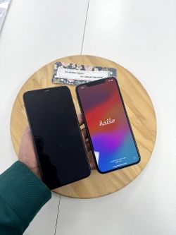 ✨  Big Screen, Big Power, Unbeatable Deal! -  iPhone Xs Max  - Smartphone 