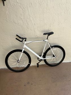 Fixie gear bike