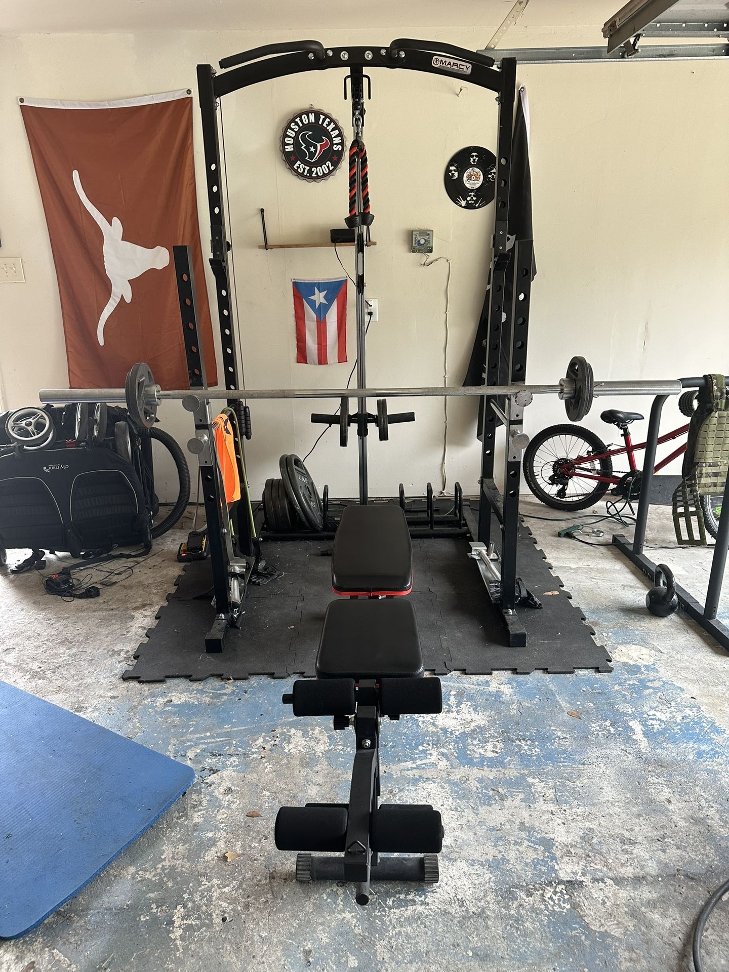 Squat Rack + weights + Equipment