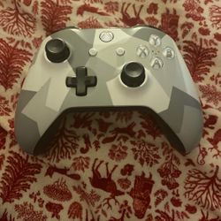 Selling Xbox One/series X Controller!