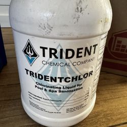 Trident Sodium Hypochlorite (Liquid Chlorine) • 12.5% strengt