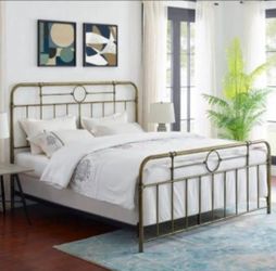 New Bohemian Metal King Size Bed Frame
(New In the Box )