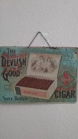 Vintage cigar tin