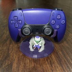 Super Saiyan Picollo Controller Stand