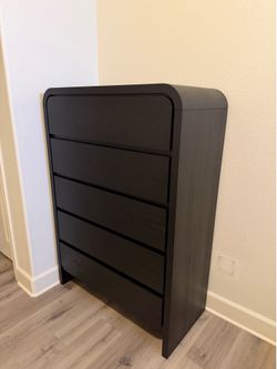 Briar 5 Drawer Chest (black)
