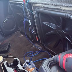 2 15” Kicker Solo Baric L7s In Qbomb Ported Box New