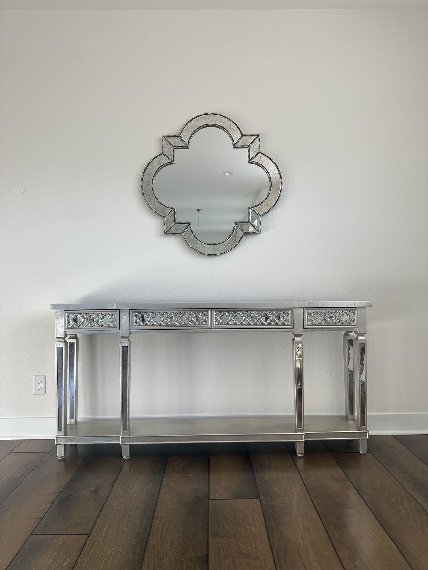 ZGallery Console Table Plus A Mirror