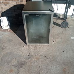 Heir,Mini Beverage Cooler