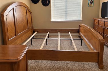 Queen bed