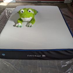 QUEEN Nectar Original Mattress - Like New