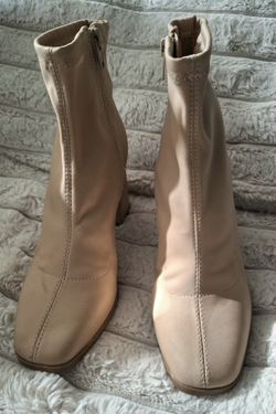 Boots Beautiful Perfect Condition