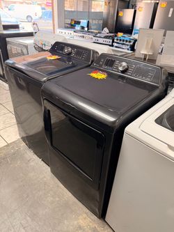 GE Profile Washer & Gas Dryer Set