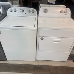 Whirlpool Washer And Dryer Set
