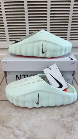 Nike Mind 001