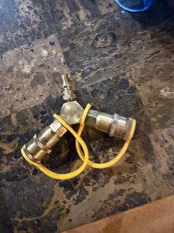 Propane quick connect splitter.