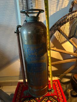 EXTINTOR ANTIGUO DE BRONCE MARCA BAGEL