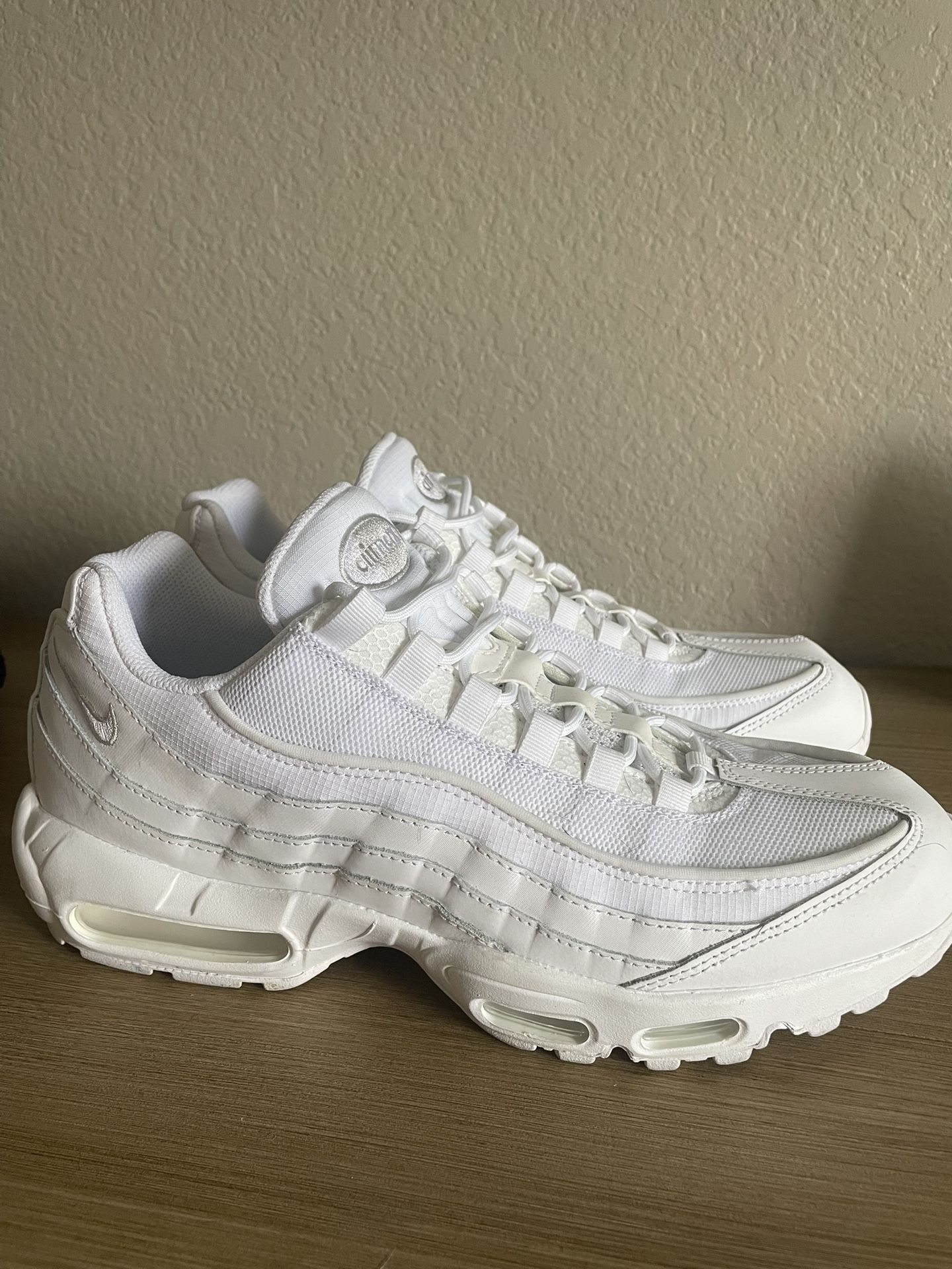 Nike Air Max 95 Triple White Sz 11.5