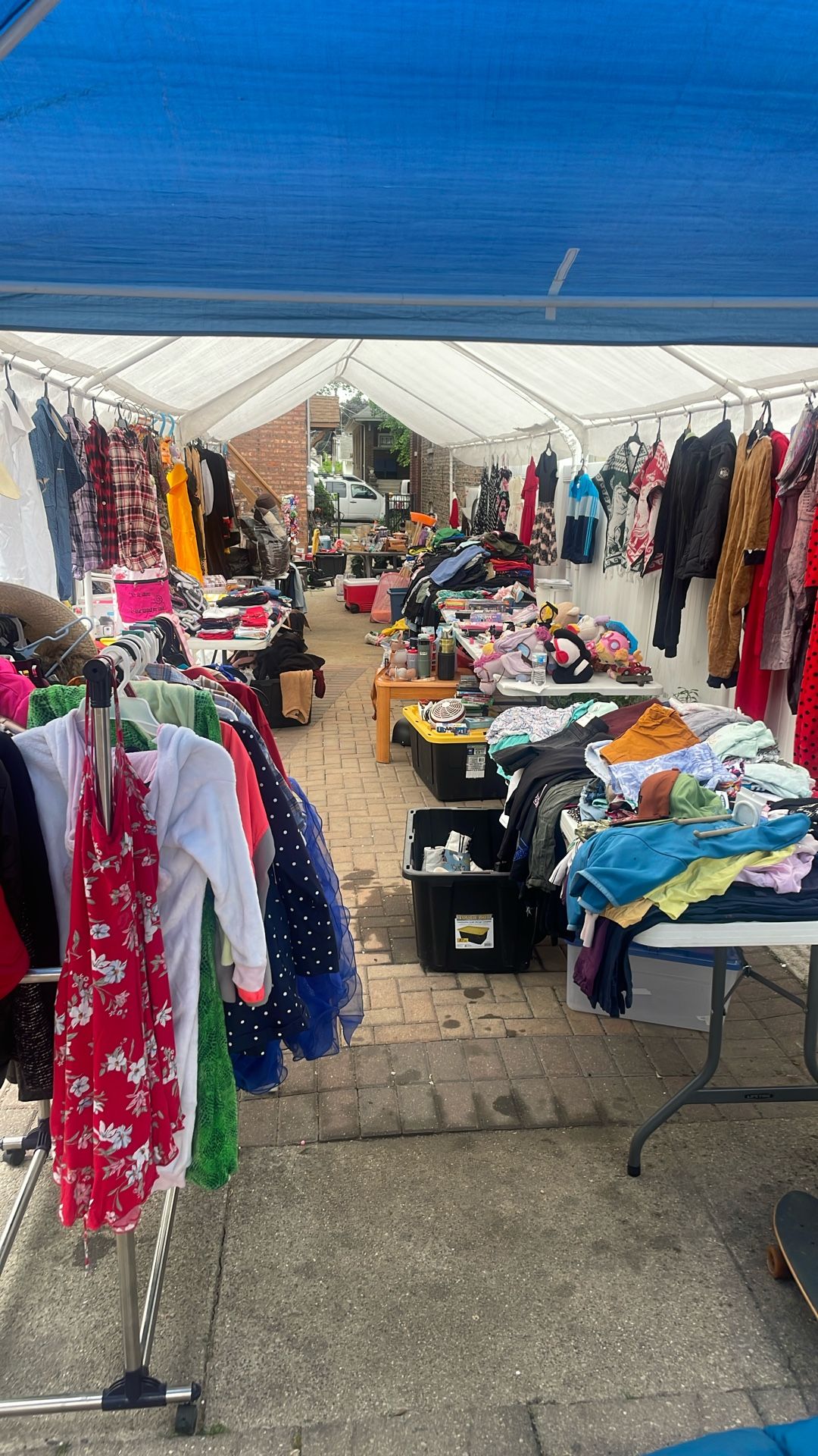 GARAGE SALE