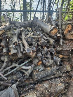 Leña gratis (Free firewood )