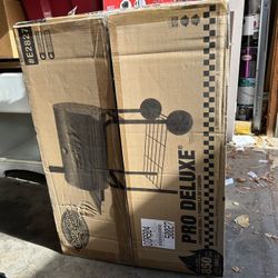 Char-Griller Pro Deluxe Charcoal Grill 