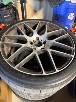 Size 19s rims they all have curb rash and one is bent but still holds air 100 firm on price