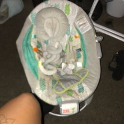 Baby Bouncer/ Swing 