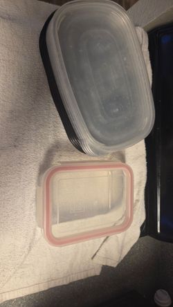 Plastic Food Storage Containers with Lids