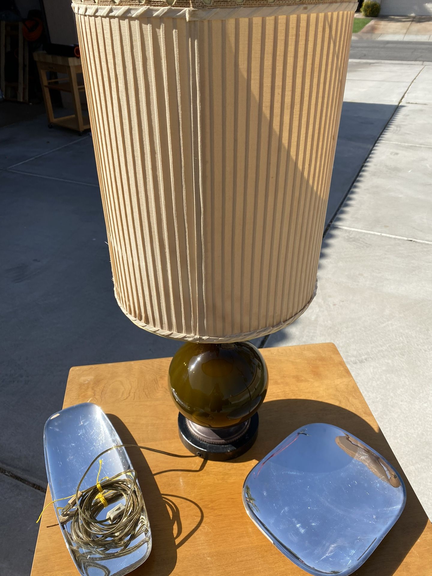 Mid Century Modern  Teardrop Table Lamp