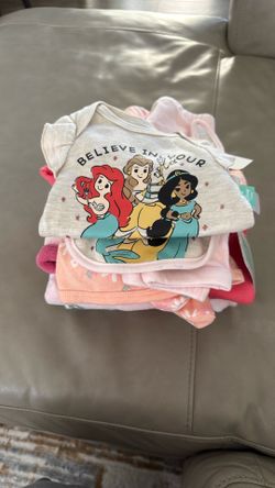 Baby Girl Newborn Clothes And Blankets