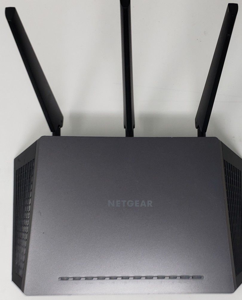 NETGEAR Nighthawk DD-WRT OPENVPN 4 Port WiFi Gigabit Router R7000