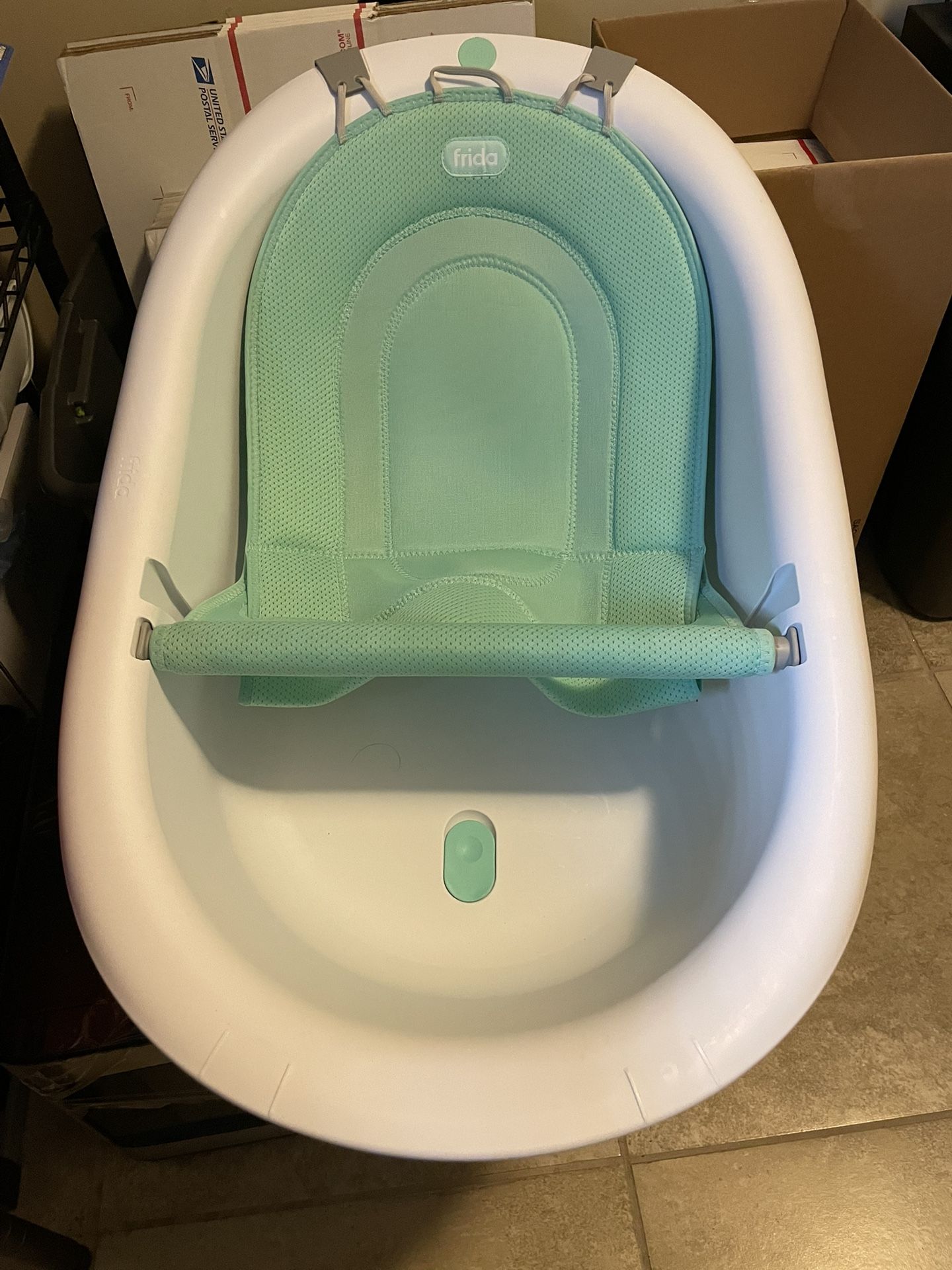 Frida Baby Bath
