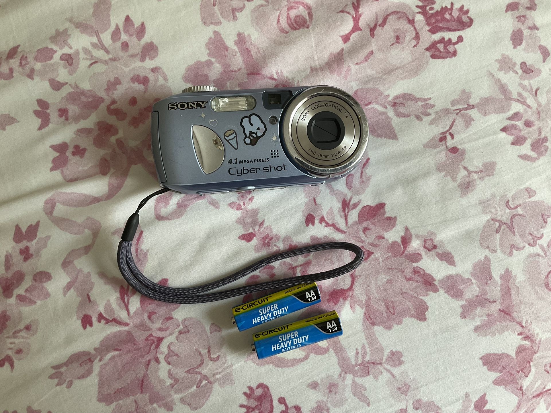 Sony Cybershot Dsc P73 Camera
