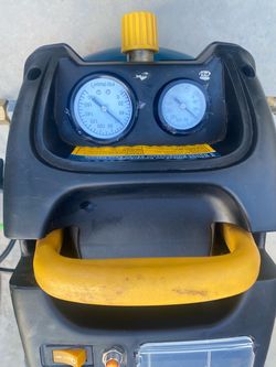 Small air compressor