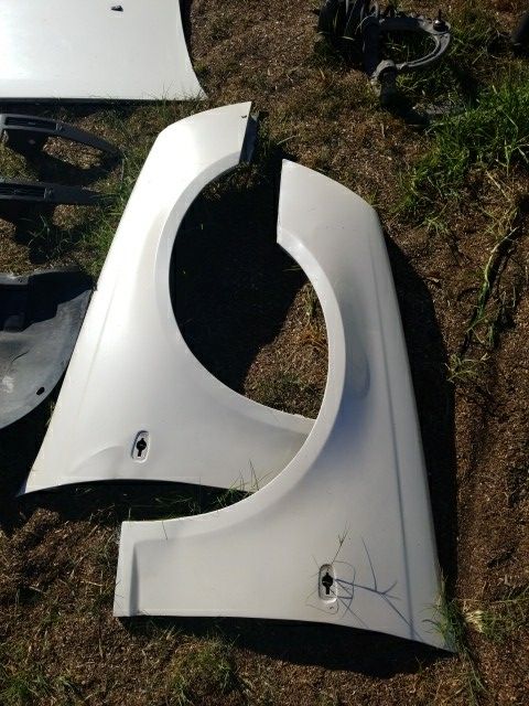 2005 sts left and right fenders