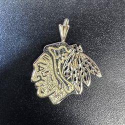 14K YG Blackhawks Pendant