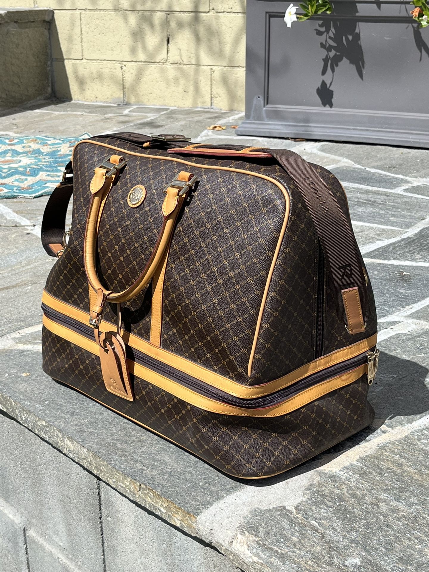 Rioni Duffle Bag